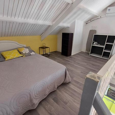 9 Lyly Location F3 Mezzanine Apartment Sainte-Anne Exterior foto