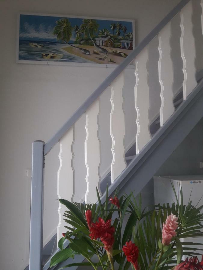 9 Lyly Location F3 Mezzanine Apartment Sainte-Anne Exterior foto