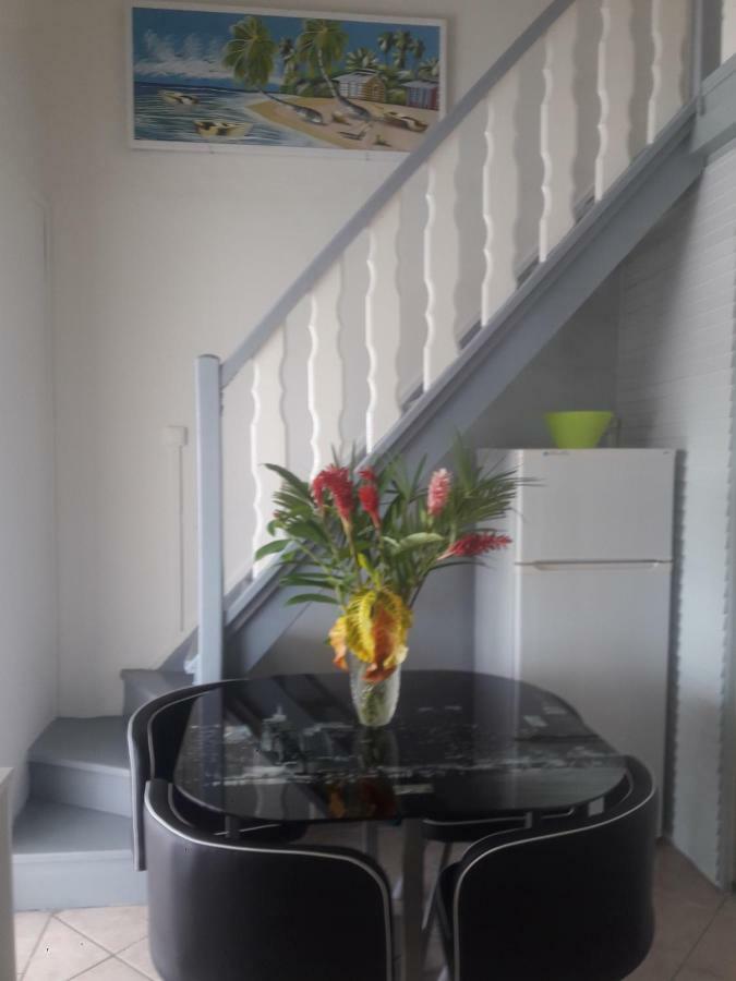 9 Lyly Location F3 Mezzanine Apartment Sainte-Anne Exterior foto